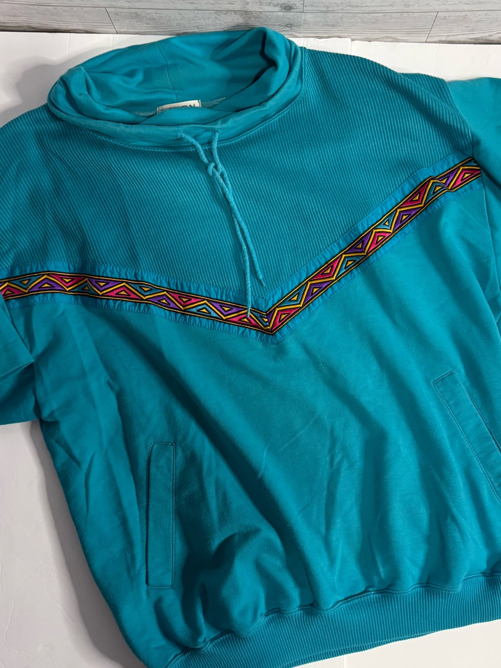 Vintage Aztec Sweatshirt Woman’s Large Cowl Neck Short Sleeve 90s southwest